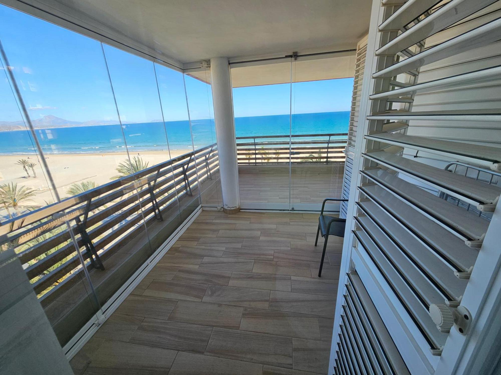 Febus Lägenhet Alicante Exteriör bild